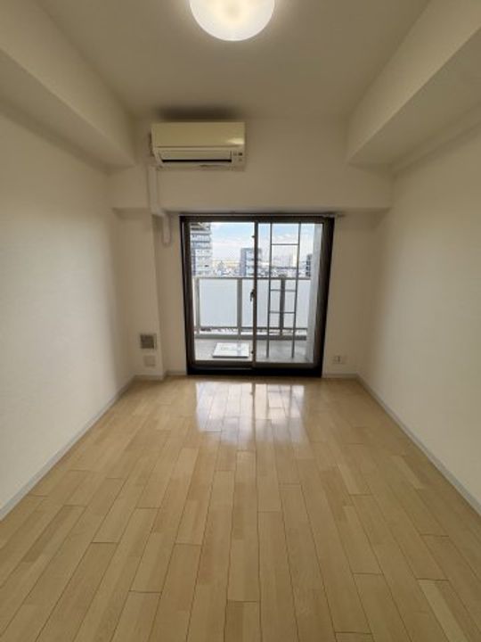 兵庫県神戸市兵庫区湊町1丁目(マンション)の賃貸物件の居間