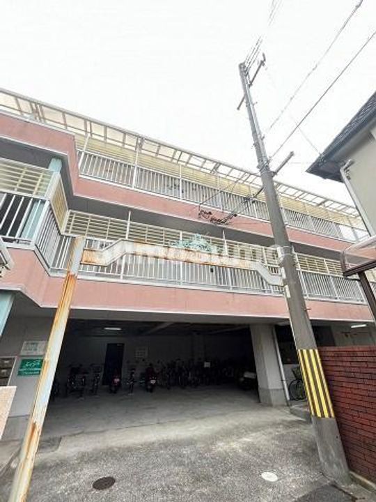兵庫県西宮市下大市西町(アパート)の賃貸物件の外観