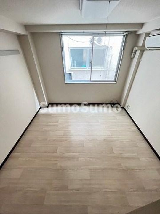 アルシュモンドの居間