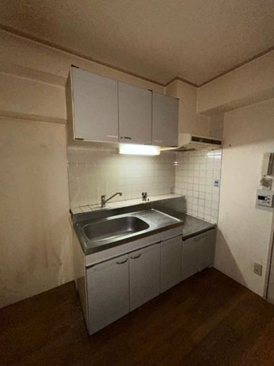 兵庫県神戸市須磨区飛松町3丁目(マンション)の賃貸物件のキッチン