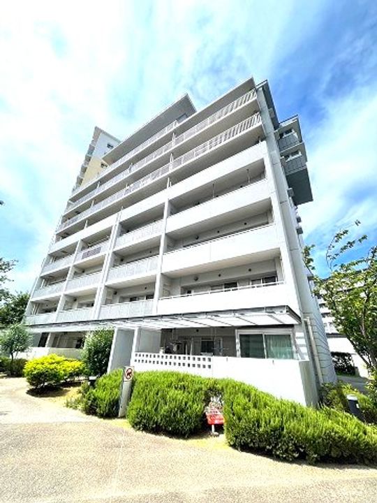 UR浜甲子園さくら街 14号棟の外観