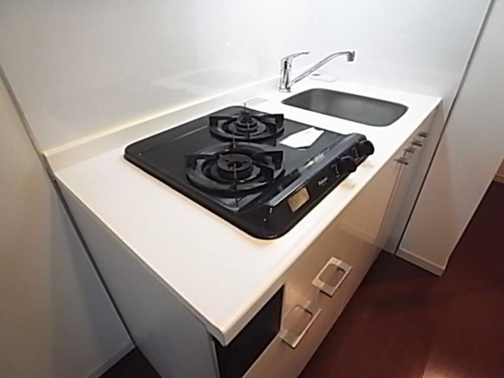 エイペックスみなと元町CoostLine 1002号のキッチン