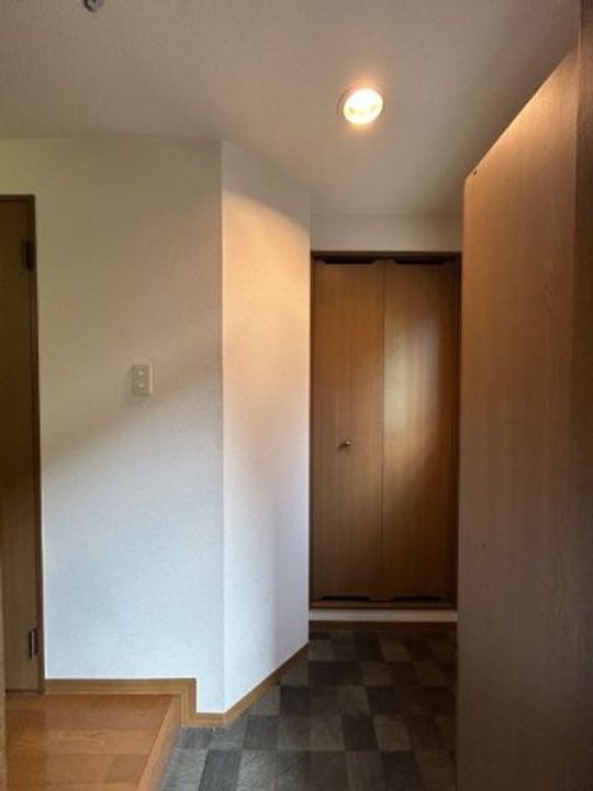 兵庫県神戸市長田区腕塚町4丁目(マンション)の賃貸物件の玄関