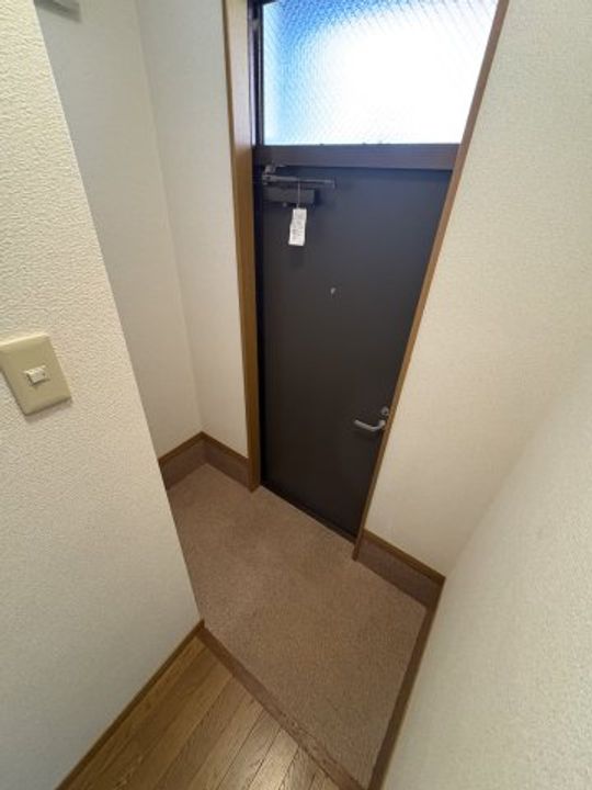 ラペル大塚の玄関