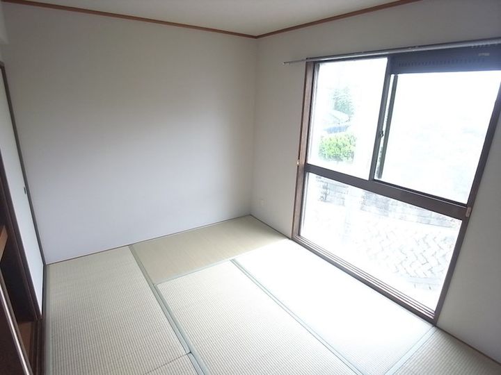 グリーンハイツ妙法寺 B棟の内装