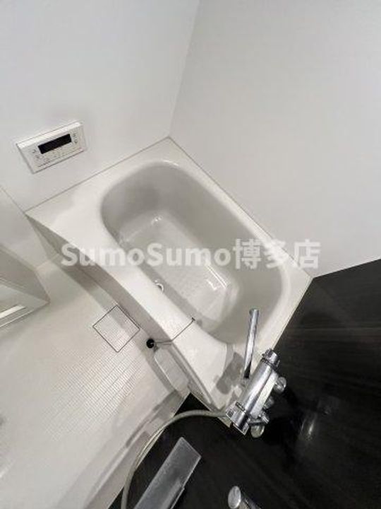 エンクレスト呉服町の風呂