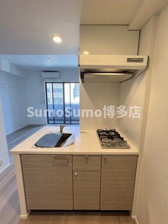 エンクレスト呉服町のキッチン