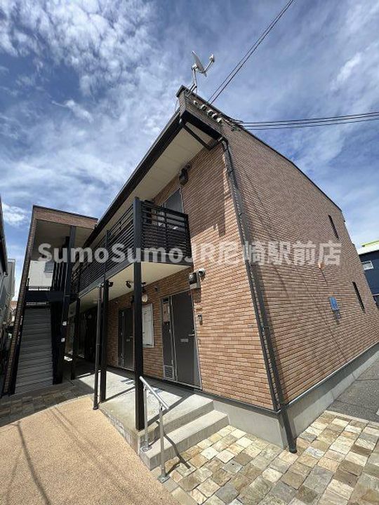 兵庫県尼崎市久々知2丁目(アパート)の賃貸物件の外観