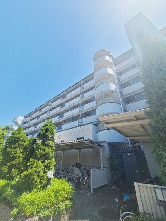 兵庫県西宮市松下町(マンション)の賃貸物件の外観