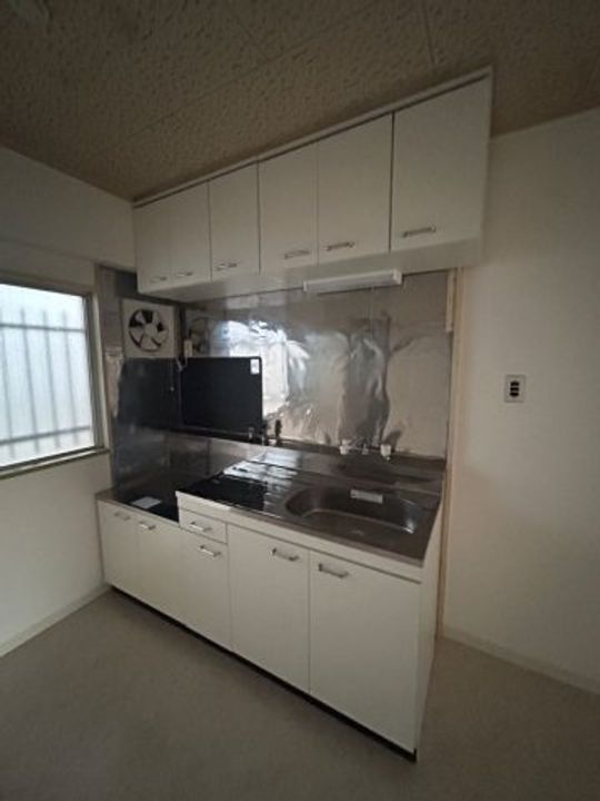 クイーンズハイツ名倉のキッチン