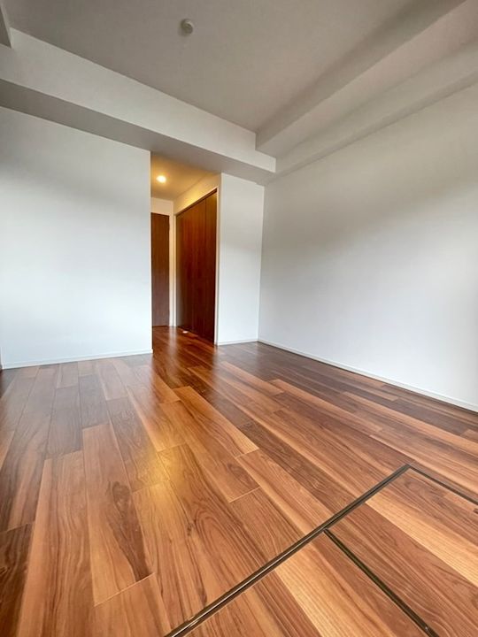 兵庫県神戸市中央区加納町3丁目(マンション)の賃貸物件の居間