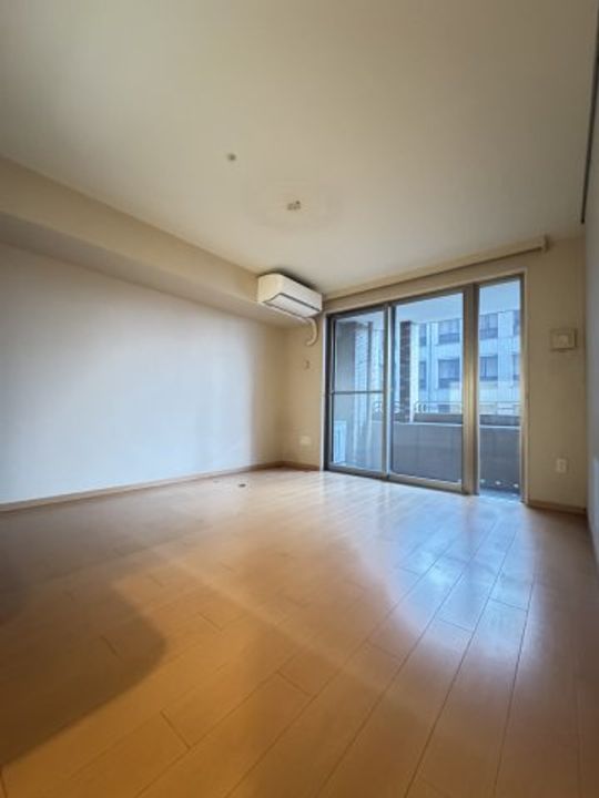 ライオンズマンションみなと元町の居間