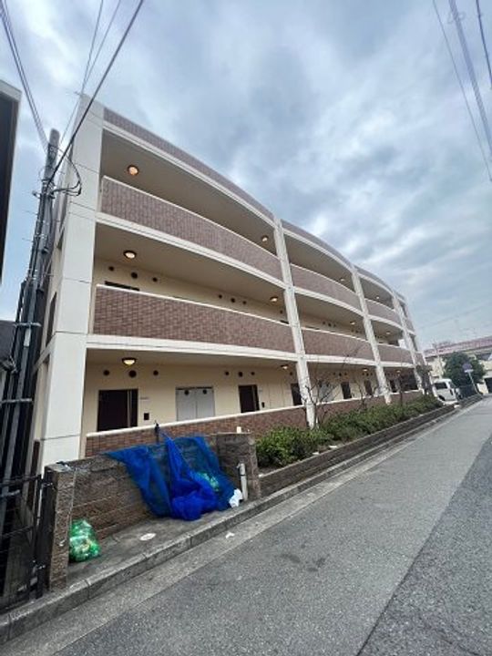 セイバリー尼崎の外観