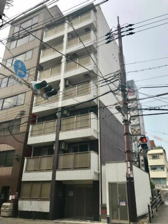 レオパレス道頓堀の外観
