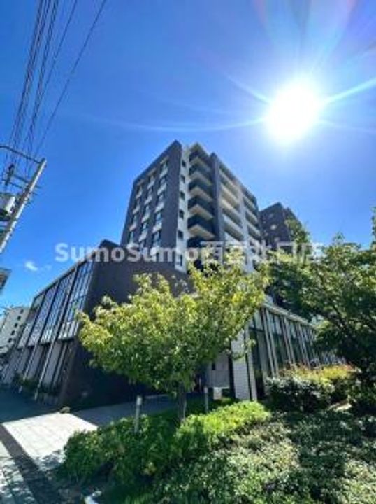 プレミスト西宮北口の外観