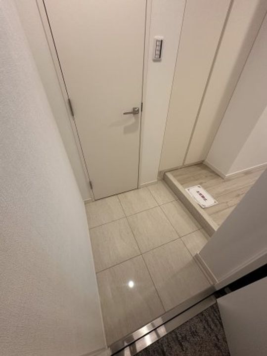 アジールコート松濤の玄関