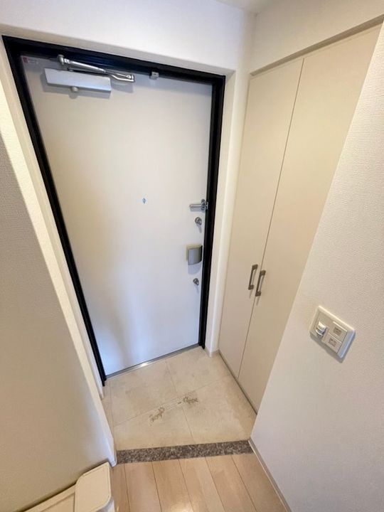 大阪府大阪市中央区南久宝寺町1丁目(マンション)の賃貸物件の玄関