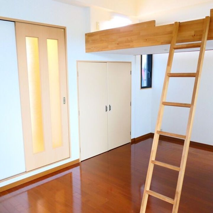 兵庫県芦屋市親王塚町(マンション)の賃貸物件の寝室