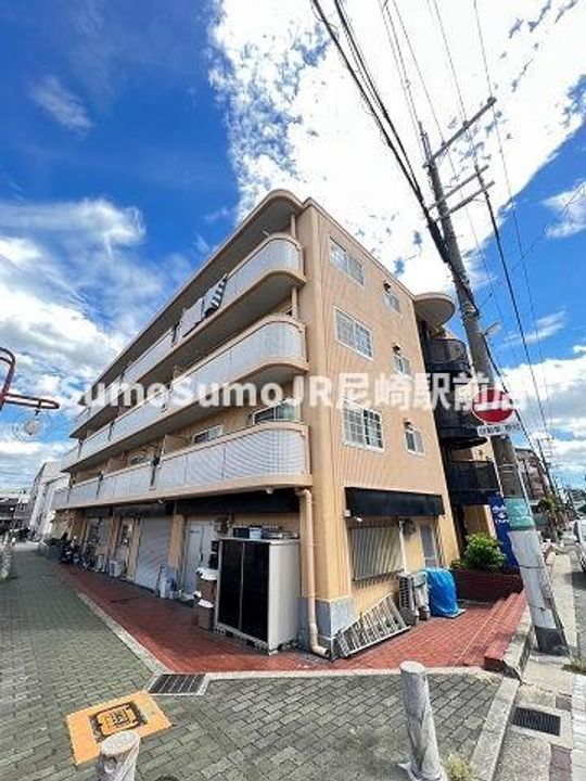 兵庫県尼崎市長洲東通3丁目(マンション)の賃貸物件の外観