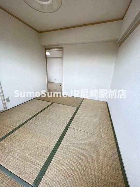 兵庫県尼崎市長洲東通3丁目(マンション)の賃貸物件の寝室