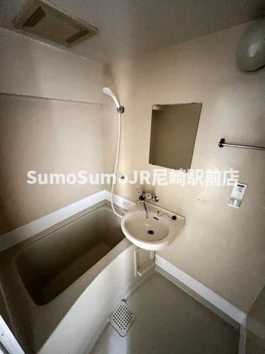 兵庫県尼崎市長洲東通3丁目(マンション)の賃貸物件の風呂