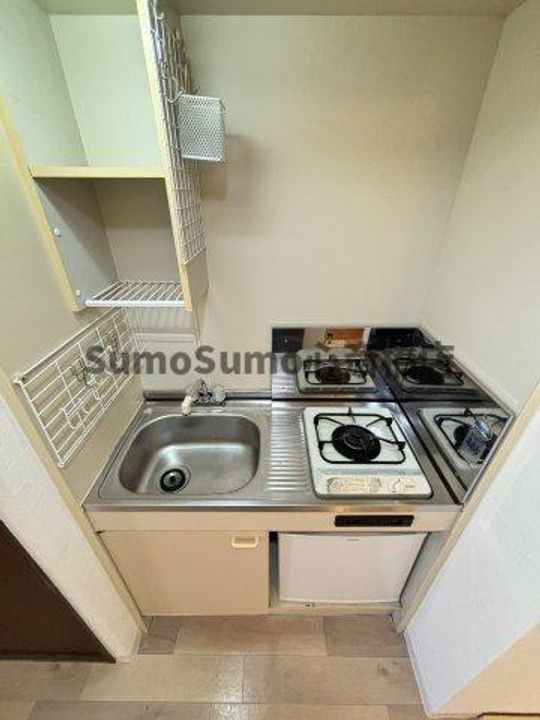 大阪府大阪市中央区瓦屋町3丁目(マンション)の賃貸物件のキッチン