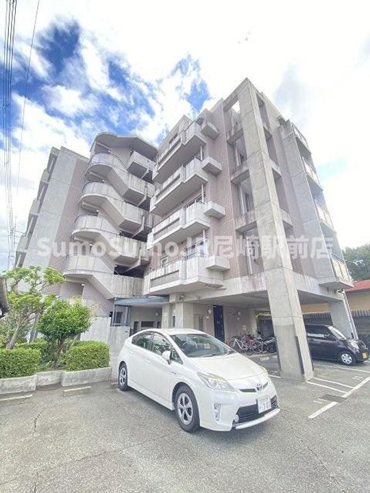 兵庫県尼崎市田能4丁目(マンション)の賃貸物件の外観