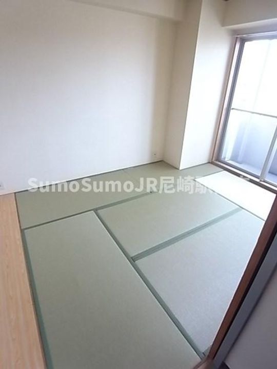 兵庫県尼崎市田能4丁目(マンション)の賃貸物件の寝室