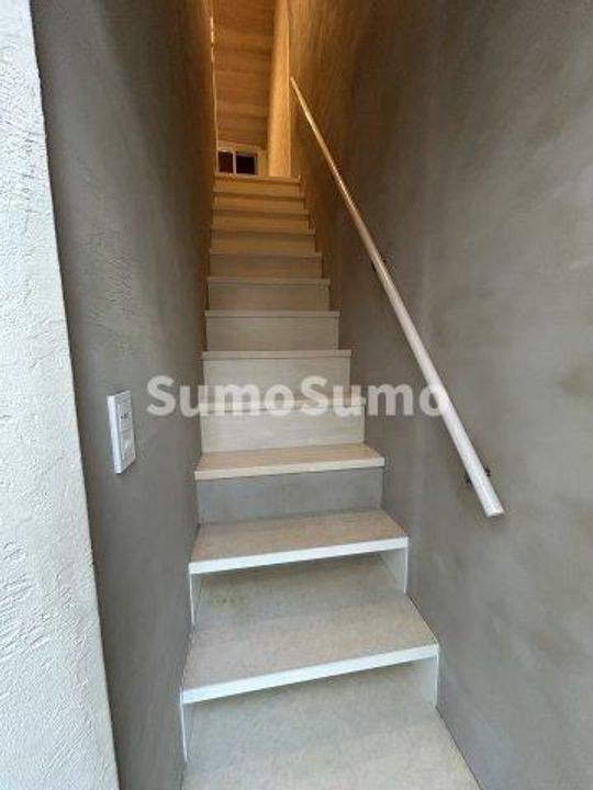 ORBIT駒沢の玄関