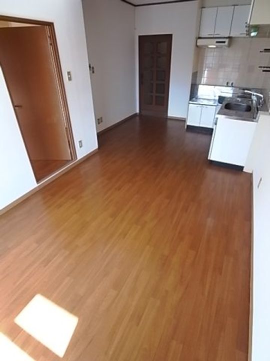 兵庫県西宮市津門大箇町(マンション)の賃貸物件の居間