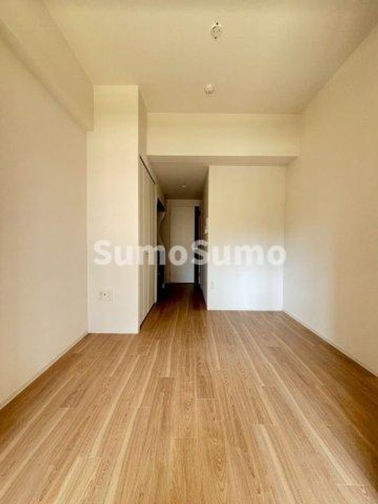 セレニテ夕陽丘エクラの居間