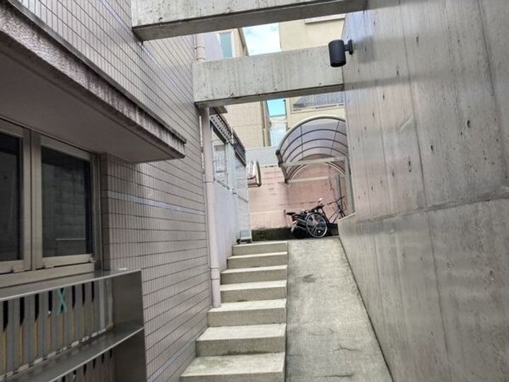 兵庫県芦屋市宮川町(マンション)の賃貸物件の外観