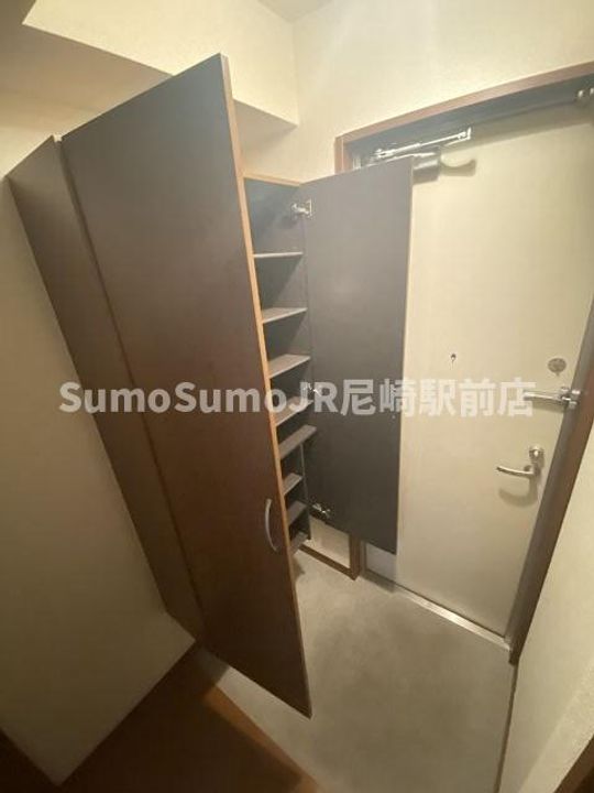 兵庫県尼崎市尾浜町3丁目(アパート)の賃貸物件の玄関