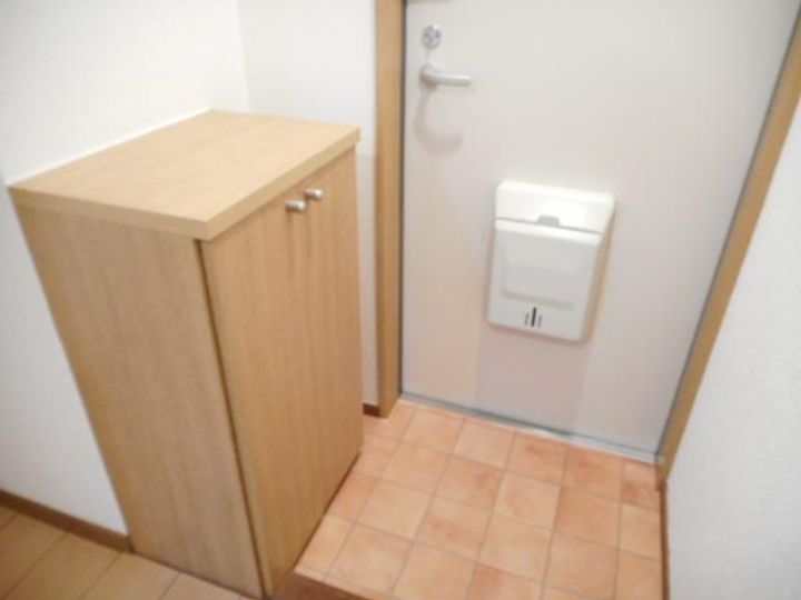 兵庫県神戸市東灘区深江本町2丁目(アパート)の賃貸物件の玄関