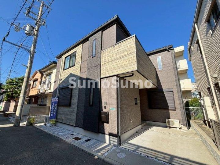 兵庫県西宮市六軒町(一戸建)の賃貸物件の外観