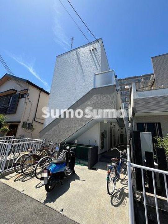 兵庫県尼崎市三反田町2丁目(アパート)の賃貸物件の外観