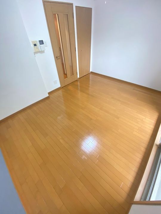 兵庫県神戸市中央区栄町通4丁目(マンション)の賃貸物件の居間