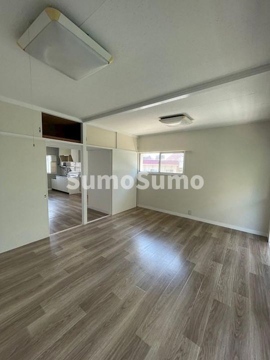 グリーンヒル舞子の居間