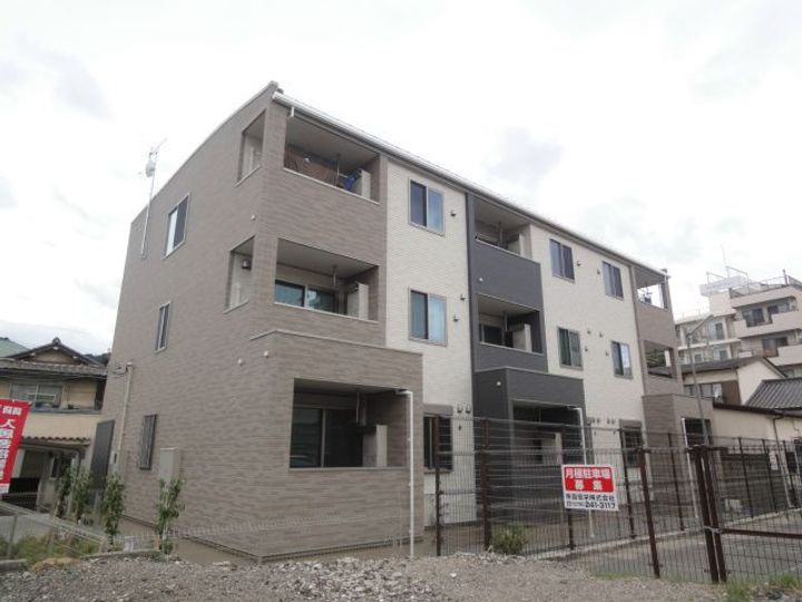 兵庫県神戸市須磨区須磨浦通5丁目(アパート)の賃貸物件の外観