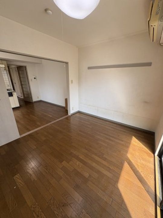 ラ・ルミエール藤井の居間