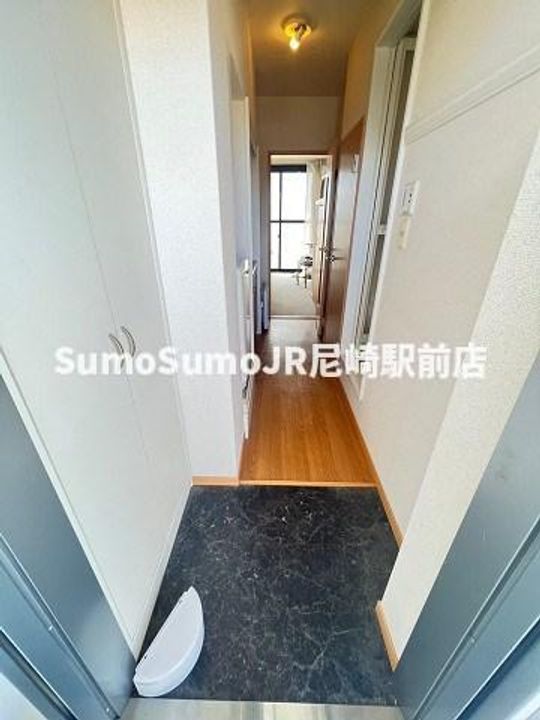 兵庫県尼崎市南塚口町5丁目(アパート)の賃貸物件の玄関