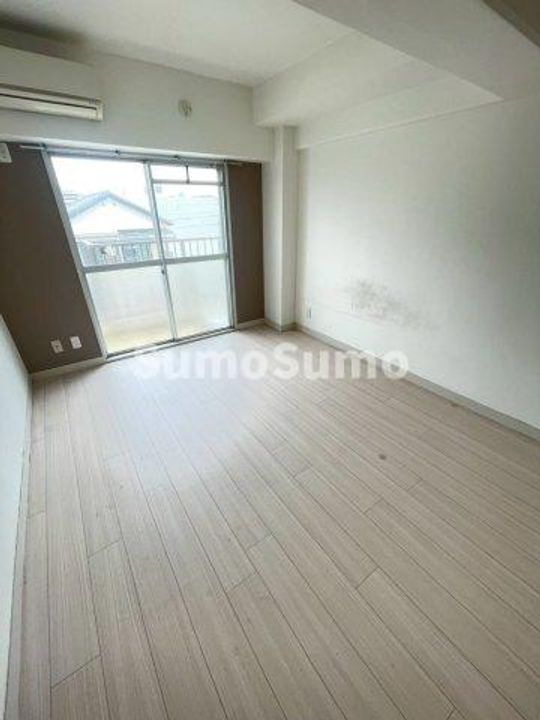 コスミックの居間