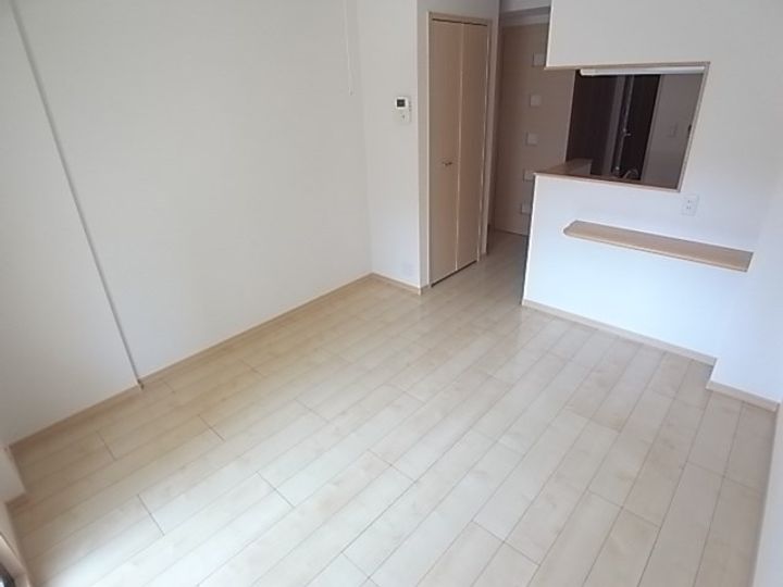 クロシェットⅠの居間