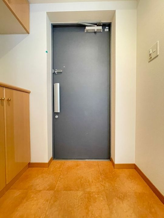 兵庫県神戸市中央区生田町1丁目(マンション)の賃貸物件の玄関