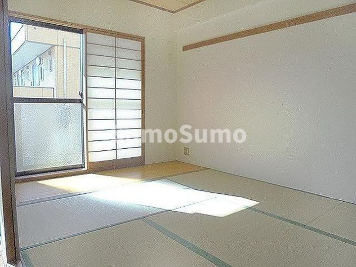 ロイヤルコーポ明石硯町の内装