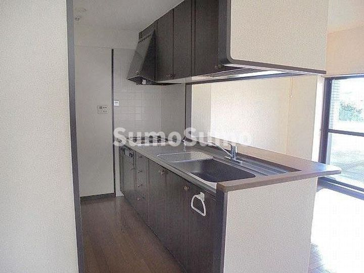 ロイヤルコーポ明石硯町のキッチン