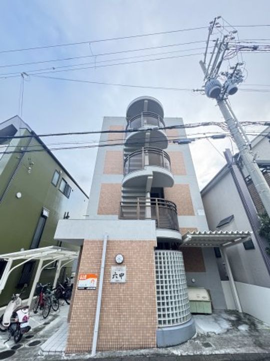 グランシャリオ六甲の外観