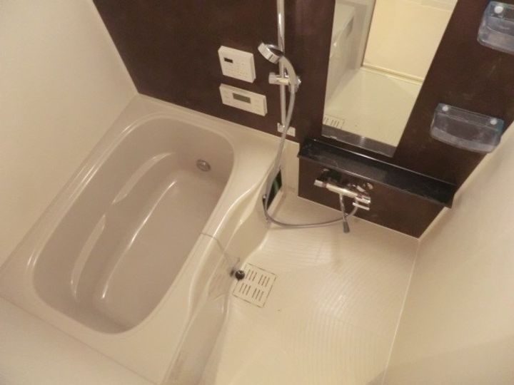 プレサンス三宮東フィールの風呂