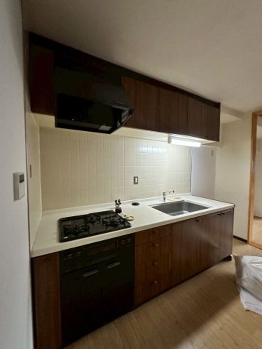 HACHIBUSE鳴尾のキッチン