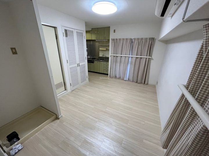 大阪府大阪市中央区内本町1丁目(マンション)の賃貸物件の居間